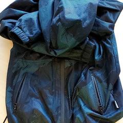 Kleding - Sportjas Kinkembo، كما تم الإبلاغ عنه بواسطة Centraal magazijn عبر iLost