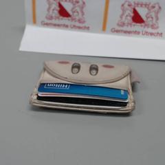 Portefeuille Hulscher, a été signalé par Gemeente Utrecht utilisant iLost