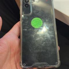Telèfon Zwart samsung, segons ha informat Pathé de Kuip mitjançant iLost