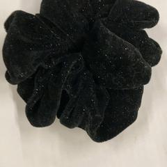İLost kullanarak IKEA横浜 tarafından bildirildiği gibi Scrunchie