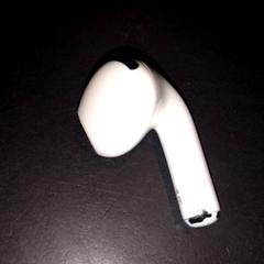 AirPods, som rapportert av TivoliVredenburg ved bruk av iLost