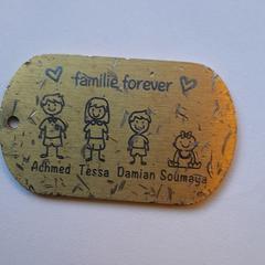 Een naamplaat, as reported to iLost