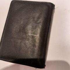 Posiadacz karty Nom porteur : DAR*** et MOK***, zgłoszono przez TCL przy użyciu iLost