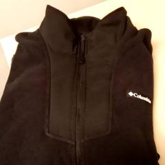 Pull Black, a été signalé par Mövenpick Hotel Amsterdam City Centre utilisant iLost