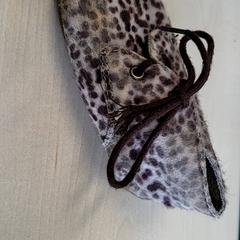 Zapatos para nenos, segundo informou Connexxion Haarlem IJmond usando iLost