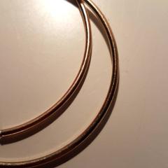 Náušnice, jak nahlášeno Beeld & Geluid Hilversum pomocí iLost