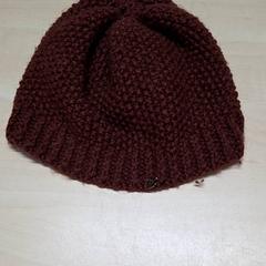 قبعة صغيرة، كما تم الإبلاغ عنه بواسطة Arriva Oost-Brabant عبر iLost