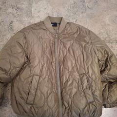 재킷 Groen, iLost를 사용하여 Regio West-Vlaanderen에 보고됨