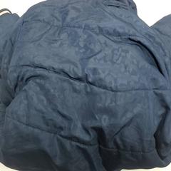 Kleding - Jas, a été signalé par Centraal magazijn utilisant iLost