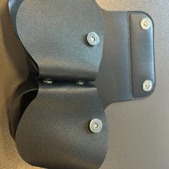 Hodetelefonetui zwart, som rapportert av Gebo Tours ved bruk av iLost