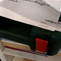 Scie sauteuse, zoals gemeld door IKEA Toulouse met iLost