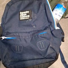 Rugtas kleding, iLost를 사용하여 Qbuzz DMG에 보고됨