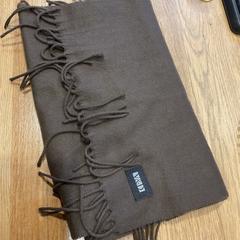 Shawl, as reported by Designer Outlet Roosendaal using iLost