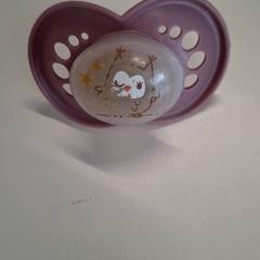 İLost kullanarak IKEA Rouen Tourville-La-Rivière tarafından bildirildiği gibi Kukla Plastique violette