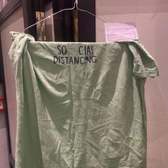 Camisa Green, segons ha informat The Dominican mitjançant iLost