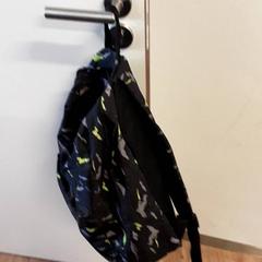 Backpack, as reported by Qbuzz ZHN using iLost