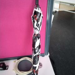 Ombrello, come riportato da Twisto utilizzando iLost