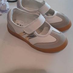 Shoe, as reported by Van der Valk Hotel Tiel using iLost