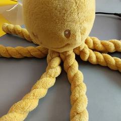 Doudou Pieuvre, a été signalé par IKEA Nantes utilisant iLost