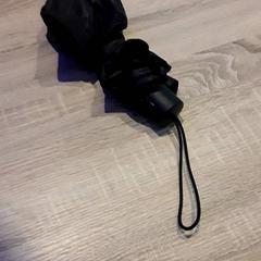 Skládací deštník Zwart, jak nahlášeno EBS Tramplein pomocí iLost