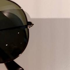 Slnečné okuliare, ako bolo nahlásené De Efteling pomocou iLost