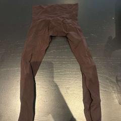 Bukser panty Panty, som rapportert av Van der Valk Hotel Amsterdam-Amstel ved bruk av iLost