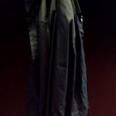 シャツ Zwart がiLostで TivoliVredenburg によって報告されました