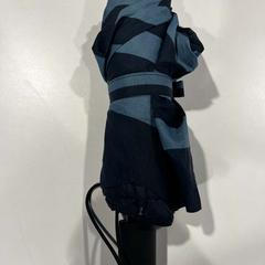 Skladací dáždnik paraplu, ako bolo nahlásené Regio Limburg - Leuven pomocou iLost