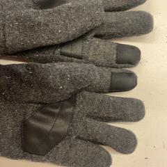 Rękawiczki, zgłoszono przez GVB przy użyciu iLost
