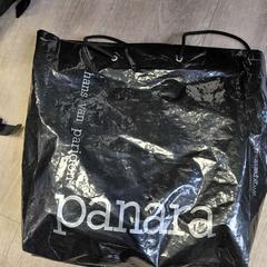 حقائب حمل وحقائب اليد، كما تم الإبلاغ عنه بواسطة EBS OV Poeldijk عبر iLost