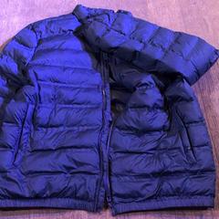 İLost kullanarak Café Leentje tarafından bildirildiği gibi Dış giyim Donkerbkauw