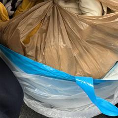 Klær, som rapportert av Sheraton Brussels Airport Hotel ved bruk av iLost