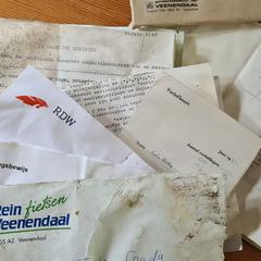 Persoonlijke administratie, trouwboekje etc, iLost에 보고됨