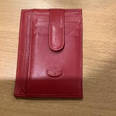 Porte-cartes Rood leer minnema rodenburg, a été signalé par Gemeente Amsterdam utilisant iLost