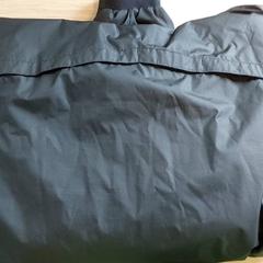 Kleding - Jas, a été signalé par Centraal magazijn utilisant iLost