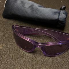 Okuliare Pink, ako bolo nahlásené KABUL à GoGo / Teatro pomocou iLost