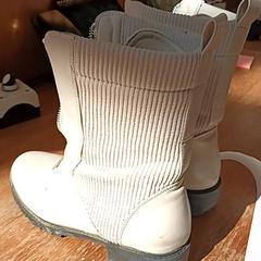 Scarpa, come riportato da BOAT&CO utilizzando iLost