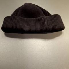 Gorro Noir, ha sido reportado por IKEA Paris Nord Roissy con iLost