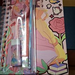 Książka do rysowania, zgłoszono przez IKEA Paris - Plaisir przy użyciu iLost