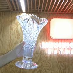 Vaso sculpted glass, come riportato da MEININGER Hotel Innsbruck Zentrum utilizzando iLost