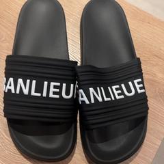 Papucs Slipp, amint azt Van der Valk Hotel Eindhoven - Best az iLost segítségével jelentette.