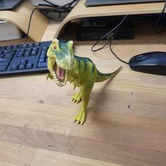 Dinosaurus, come riportato da IKEA Praha – Černý Most utilizzando iLost