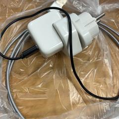 Cargador, ha sido reportado por Inntel Hotels Amsterdam Centre con iLost