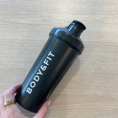 Bidon Body & Fit, zgłoszono przez Van Heugten Tours przy użyciu iLost