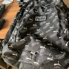Rugzak puma، كما تم الإبلاغ عنه بواسطة Pathé Rembrandt Utrecht عبر iLost