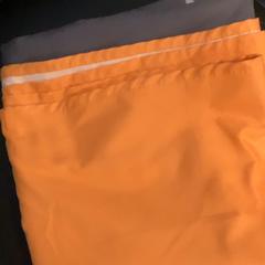 Towel Orange and grey, segundo informou MEININGER Hotel Munich Olympiapark usando iLost