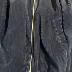 재킷 Blauw, iLost를 사용하여 Café Leentje에 보고됨