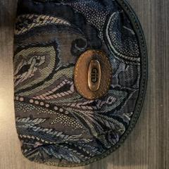 財布 がiLostで Van der Valk Hotel Haarlem によって報告されました