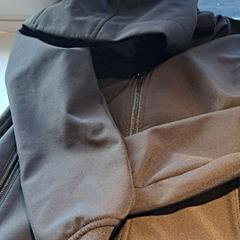 Chaqueta, segundo informou Madurodam usando iLost