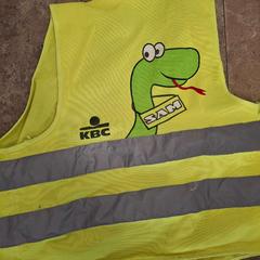 Fluohesje fluo geel, as reported by Centraal magazijn using iLost